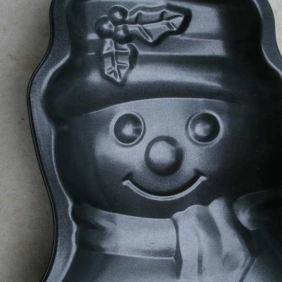 Vintage Happy Snowman Holiday Cake Pan - Picture 5 of 8